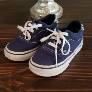Vans Shoes. Size 7 Toddlers. Navy. Great Condition